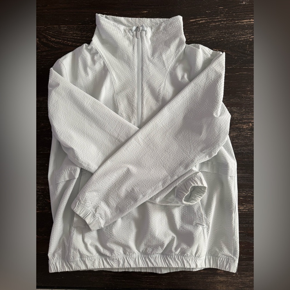lululemon athletica Pack Light Pullover OCNA 10
